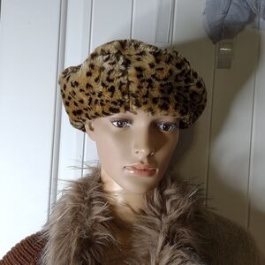 Good condition hats for women one size